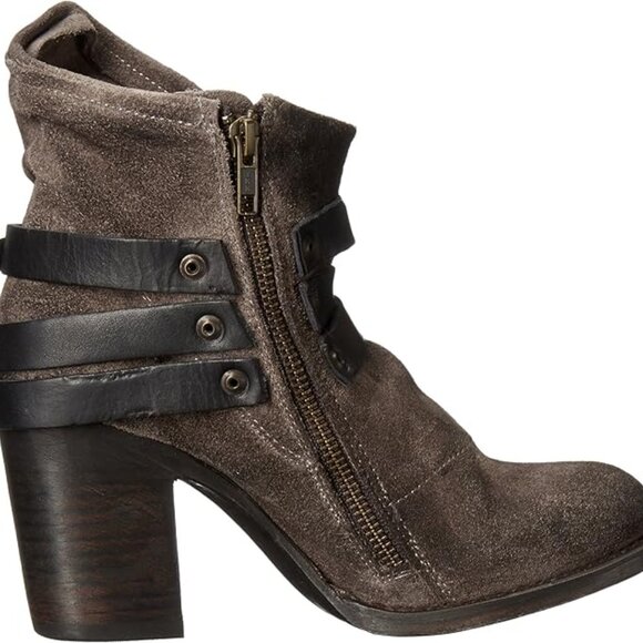 Freebird Women's Blaze Ankle Bootie, Grey Suede - Picture 6 of 6